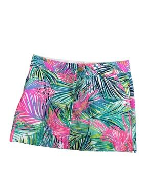 Lilly Pulitzer White Shorts with Pink Logo Tag